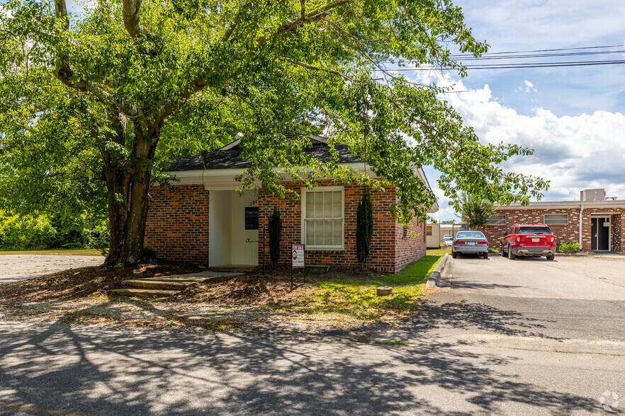 Primary Photo Of 104 S Ashe St, Kershaw Office For Sale