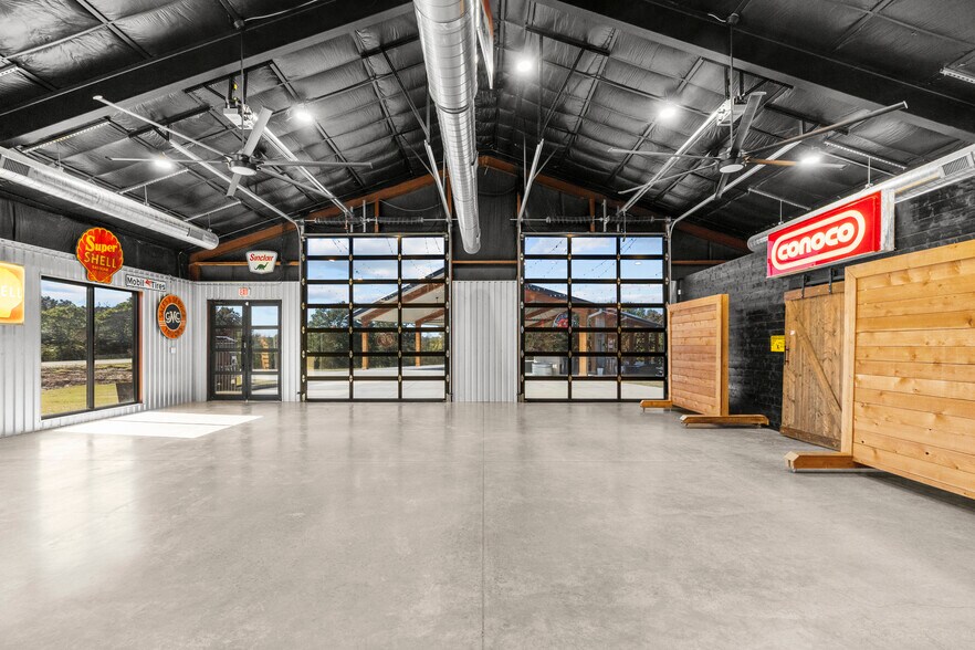 More Photos Of 9016 Private Road 2329, Terrell Lodge Meeting Hall For Sale