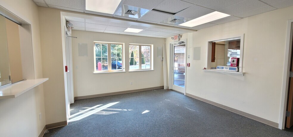 More Photos Of 1353 Boston Post Rd, Madison Medical For Lease