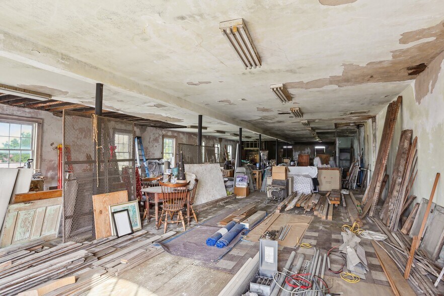 More Photos Of 1427 Oretha Castle Haley Blvd, New Orleans General Retail For Sale