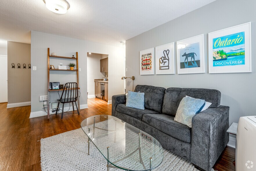 More Photos Of 614 Church St, Toronto Apartments For Lease