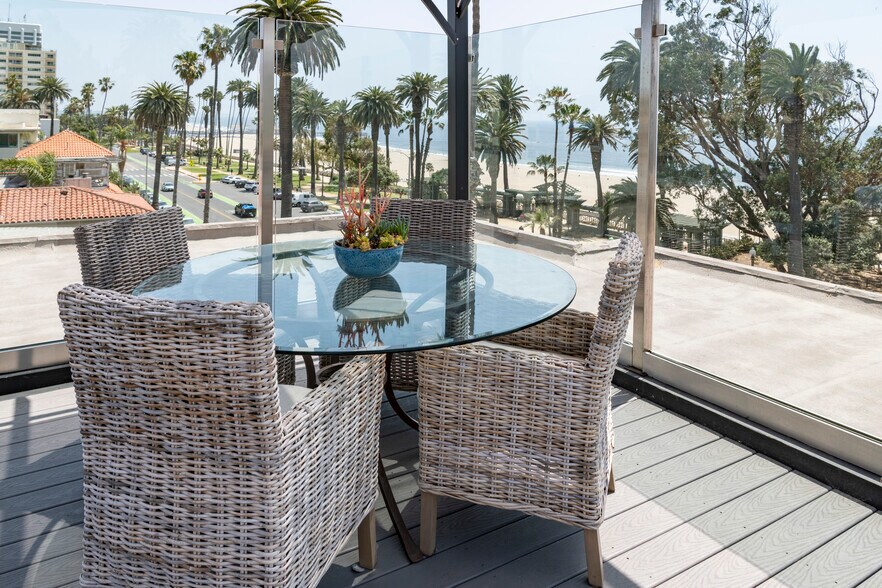 More Photos Of 901 Ocean Ave, Santa Monica Apartments For Sale