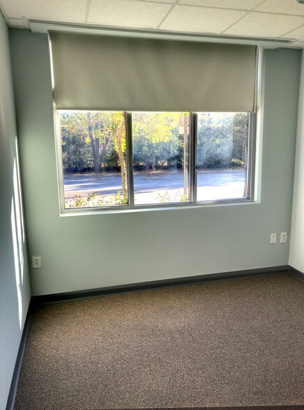 More Photos Of 1516 Old Trolley Rd, Summerville Office For Sale