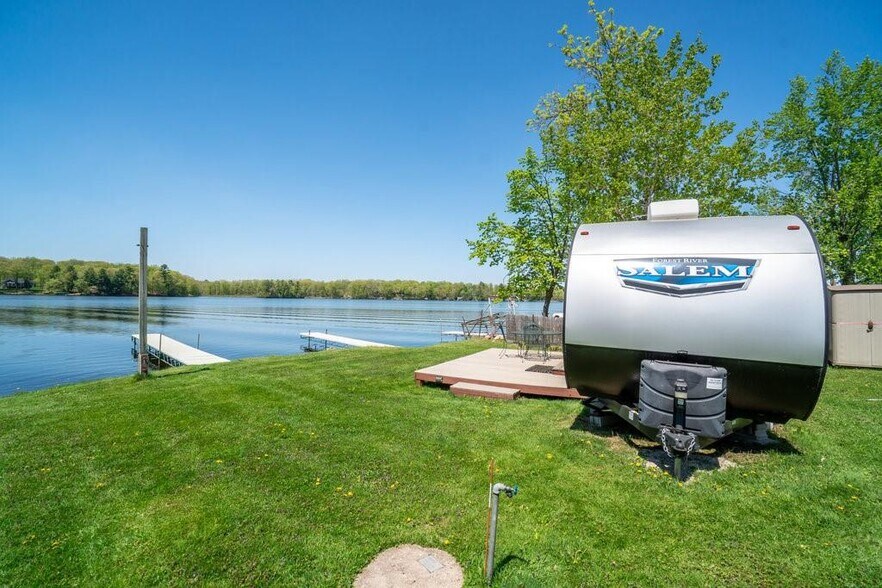 More Photos Of 30994 122nd St, New Auburn Trailer Camper Park For Sale