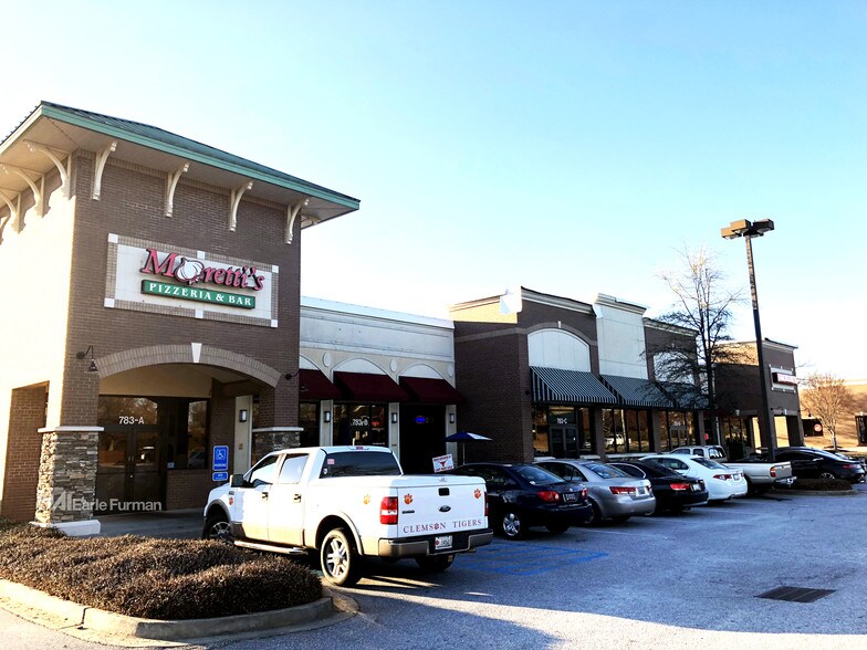 More Photos Of 787 E Butler Rd, Mauldin Unknown For Lease