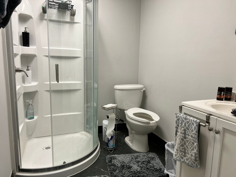 More Photos Of 1200 NE 7th Ave, Fort Lauderdale Warehouse For Lease