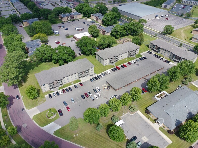 More Photos Of 160-180 Homestead Rd, Mankato Apartments For Sale