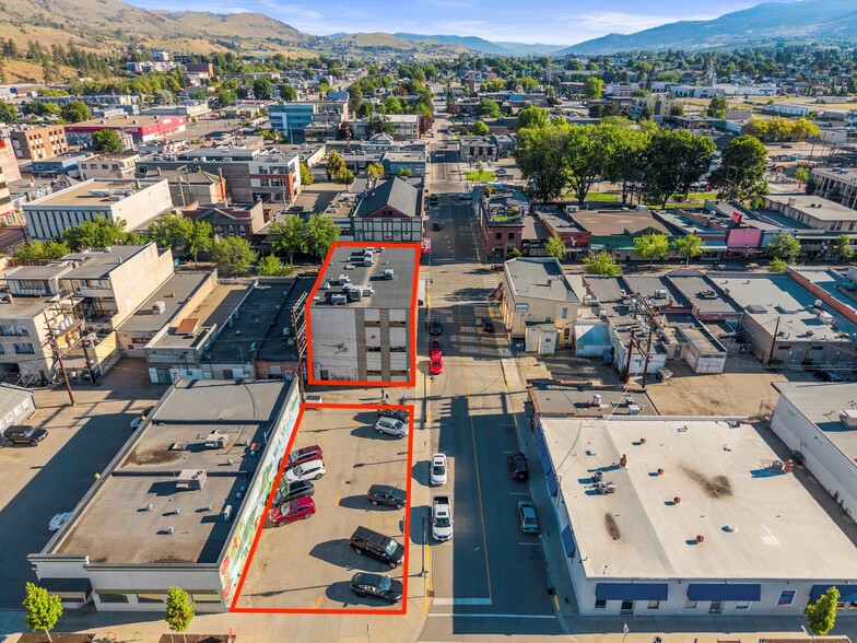 More Photos Of 3100 30 Av, Vernon Office For Sale