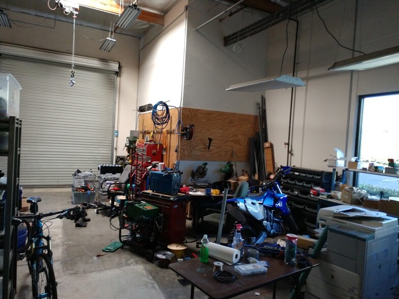 More Photos Of 4531 Market St, Ventura Manufacturing For Lease