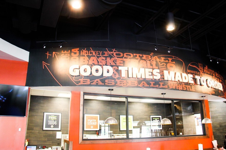 More Photos Of 402 Mary Esther Cut-off, Fort Walton Beach Freestanding For Lease