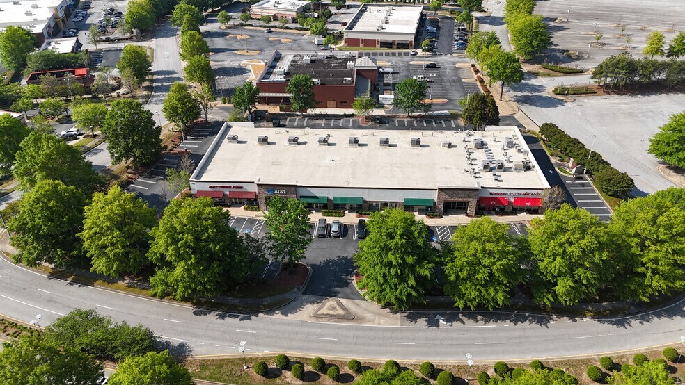 More Photos Of 7105 Stonecrest Pky, Lithonia Unknown For Lease