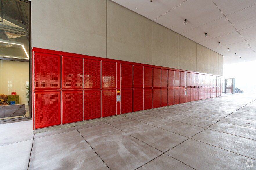 More Photos Of 100 Hooper St, San Francisco Office For Lease