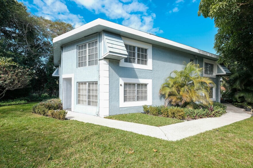 More Photos Of 422 SW 9th St, Boca Raton Apartments For Sale