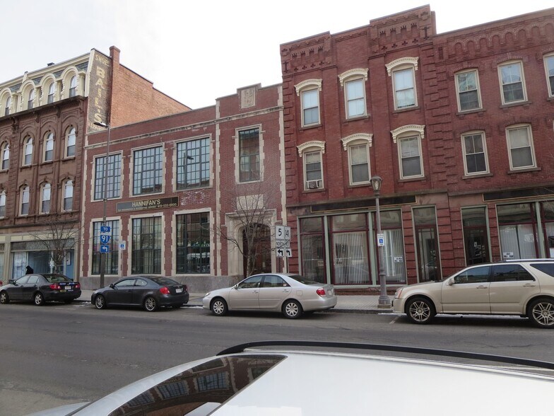 More Photos Of 185-193 High St, Holyoke Office For Sale