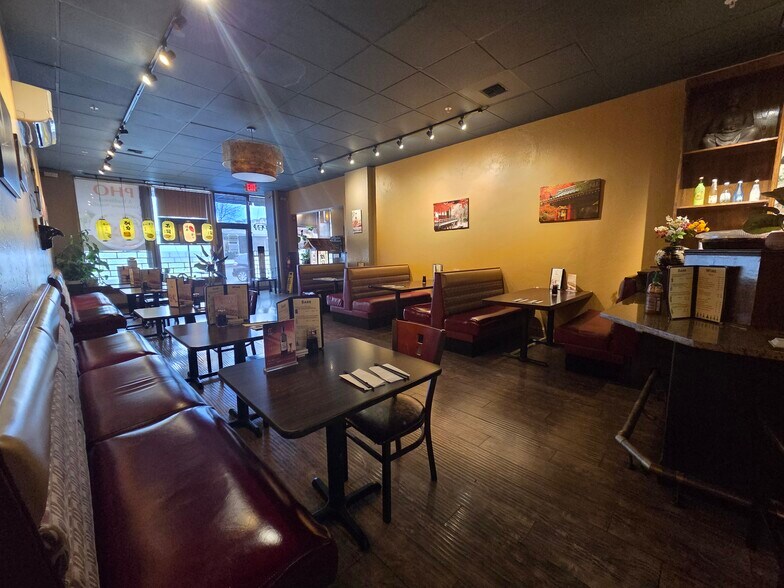 More Photos Of 214-226 E Main st, Walla Walla General Retail For Sale