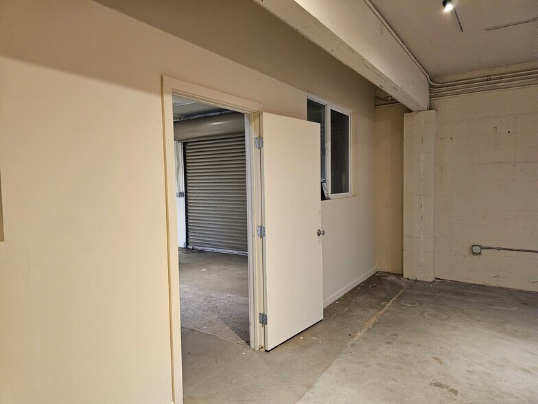 More Photos Of 912-950 41st Ave, Santa Cruz General Retail For Lease