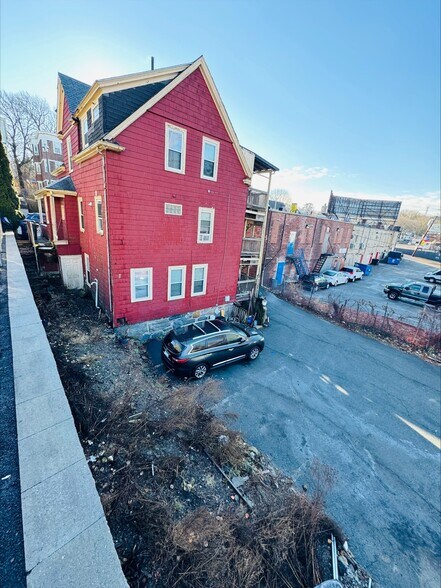 More Photos Of 4421 Washington St, Roslindale Apartments For Sale