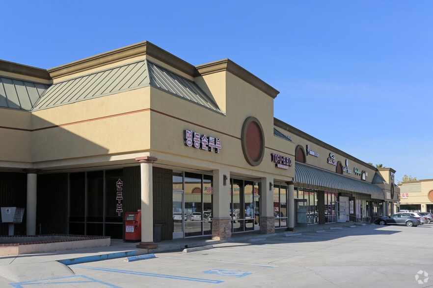 More Photos Of 20627 Golden Springs Dr, Walnut Unknown For Lease