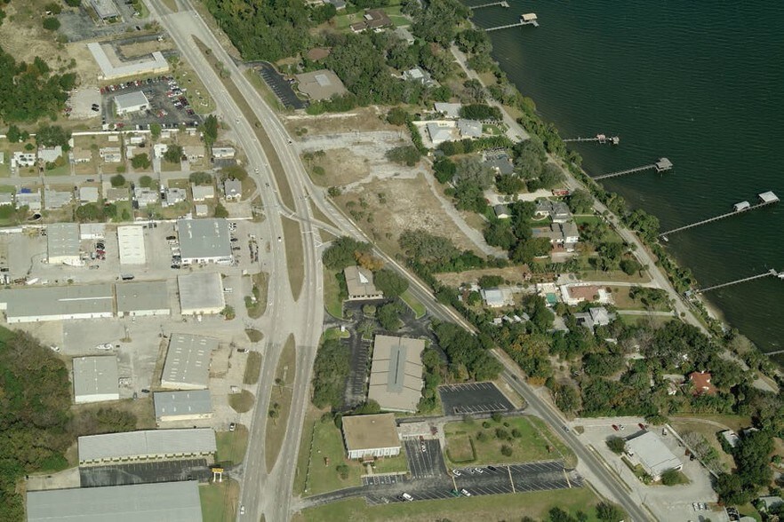 More Photos Of 840-846 N Cocoa Blvd, Cocoa Unknown For Lease