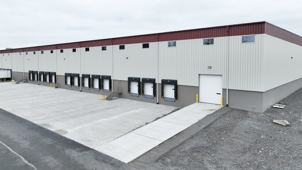 More Photos Of 225 Enterprise Way, Pittston Township Warehouse For Lease