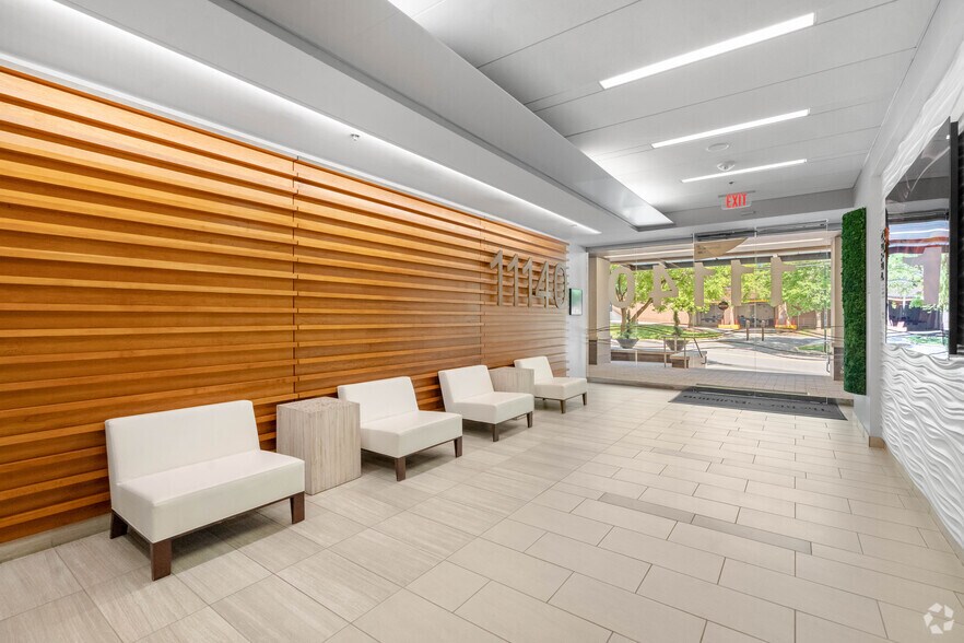 More Photos Of 5410 Edson Ln, North Bethesda Office For Lease