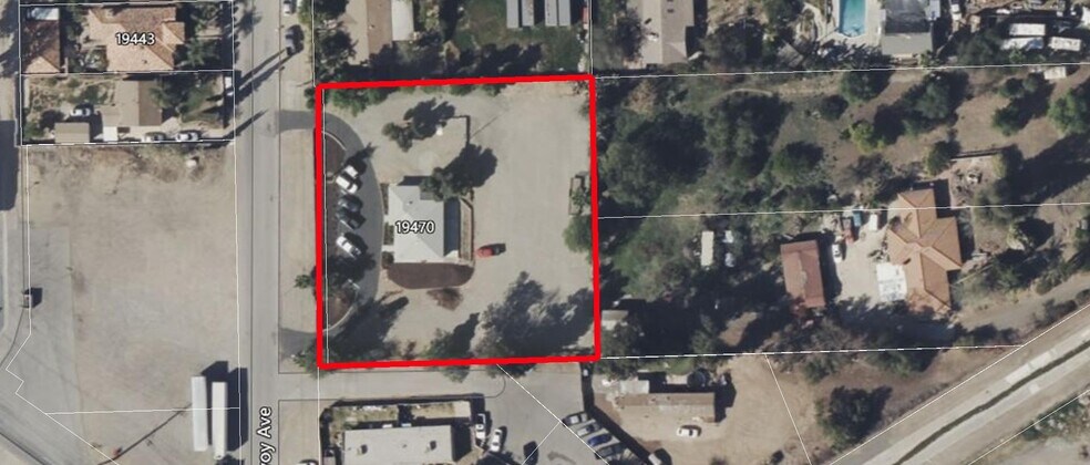 More Photos Of 19470 Envoy Ave, Corona Contractor Storage Yard For Lease