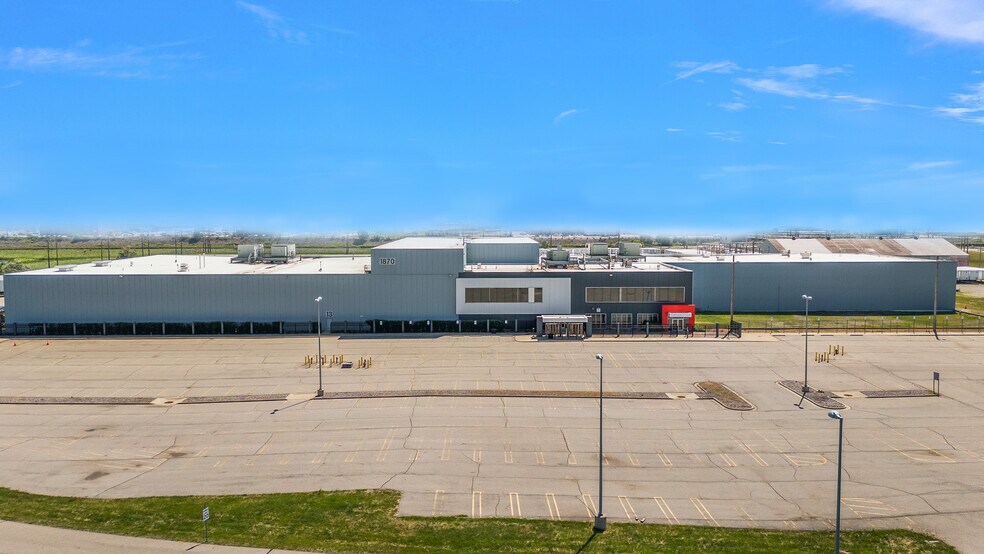 More Photos Of 1870 Building, Midland Distribution For Sale