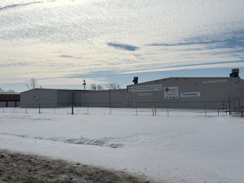 More Photos Of 1805-1811 Sawmill Pky, Huron Warehouse For Sale