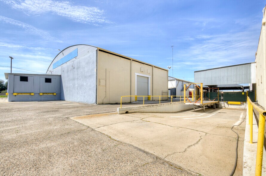 More Photos Of 39400 Clarkson Dr, Kingsburg Warehouse For Sale