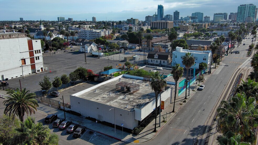 More Photos Of 850 Long Beach Blvd, Long Beach General Retail For Sale