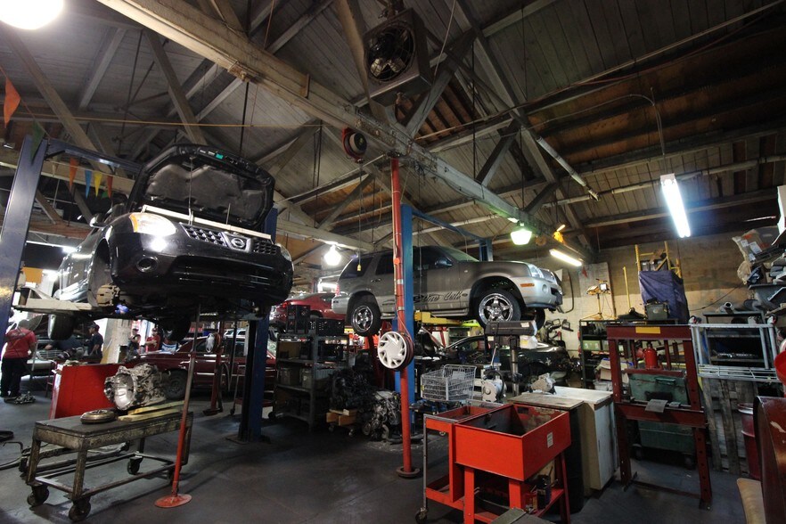 More Photos Of 2108-2112 N 6th St, Philadelphia Auto Repair For Sale