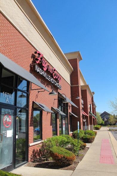 More Photos Of 16703 S Harlem Ave, Tinley Park Storefront For Lease