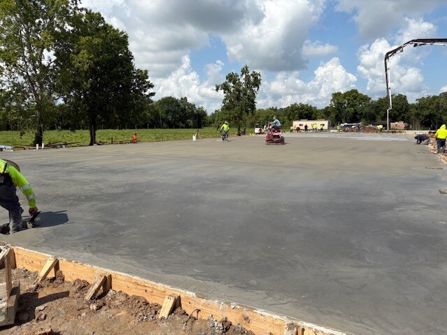 More Photos Of 8256 Bailey Rd, Manvel Storefront For Lease