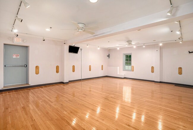 More Photos Of 813 Bethlehem Pike, Erdenheim Medical For Lease