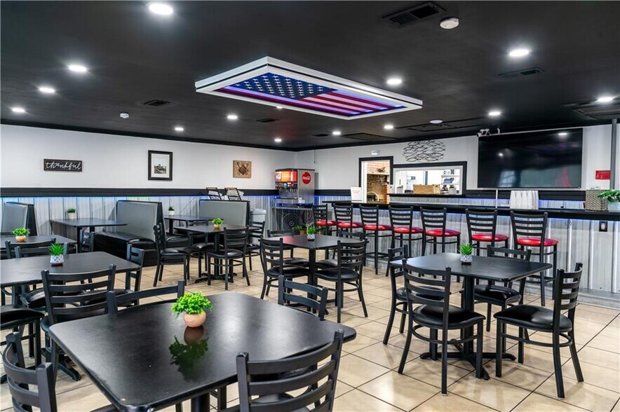 More Photos Of 3300 Norwich St, Brunswick Restaurant For Sale