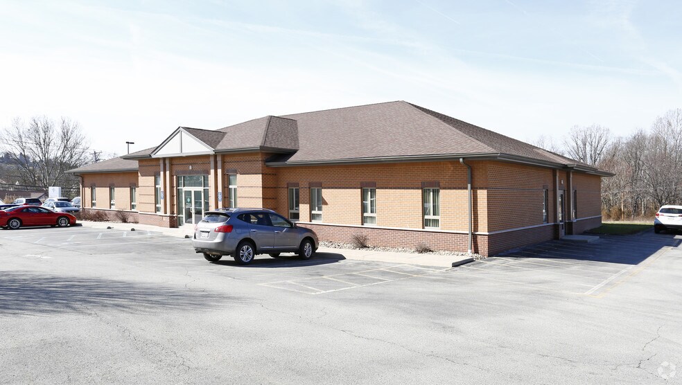 More Photos Of 1533 Broad Ave Ext, Belle Vernon Medical For Sale
