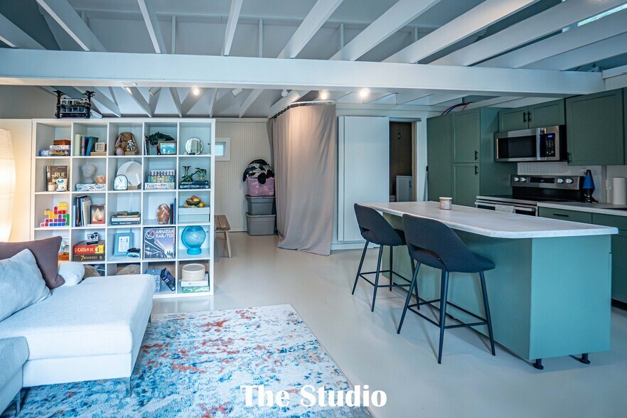 More Photos Of 1185 Highway H Hwy, Hermann Hospitality For Sale