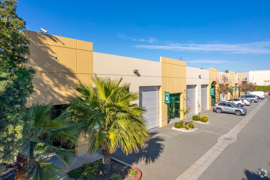More Photos Of 8684 Avenida De La Fuente, San Diego Manufacturing For Lease