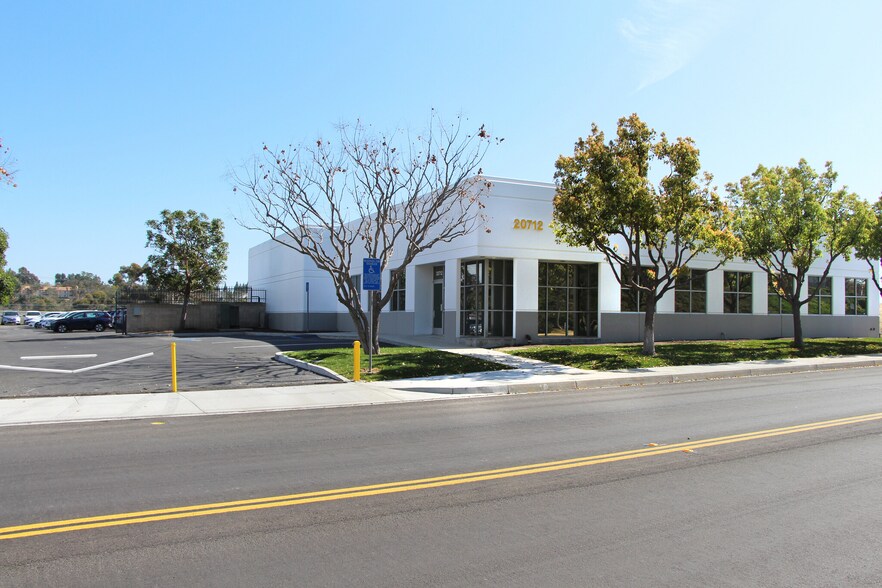 More Photos Of 20712 Civic Center Dr, Lake Forest Warehouse For Lease