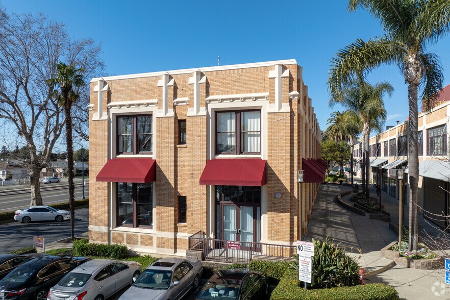 More Photos Of 10950 International Blvd, Oakland Unknown For Sale