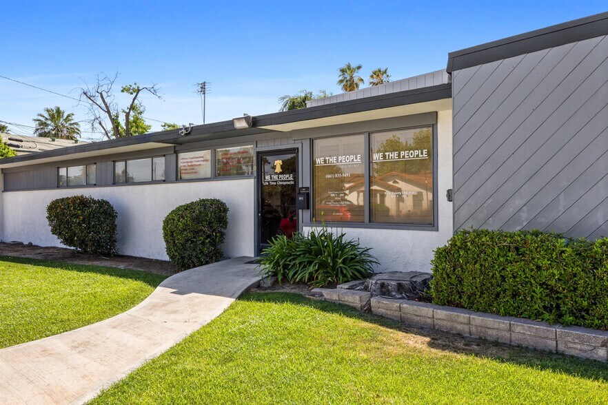 More Photos Of 2105 24th St, Bakersfield Medical For Sale