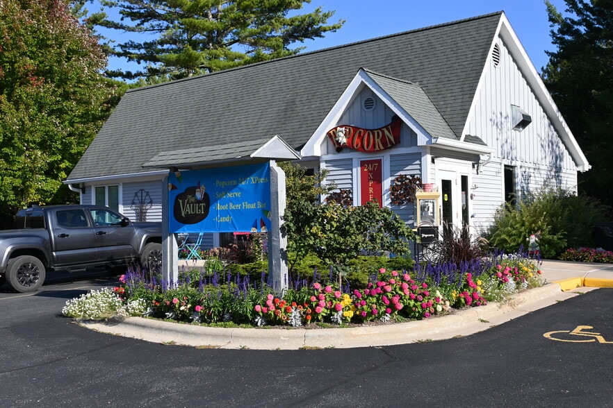 More Photos Of 12046 State Hwy 42, Ellison Bay Freestanding For Sale