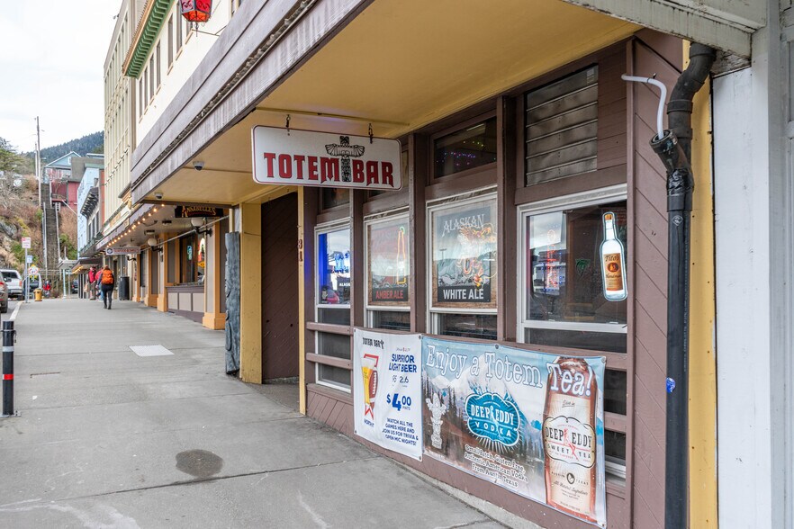 More Photos Of 314-316 Front St, Ketchikan Specialty For Sale