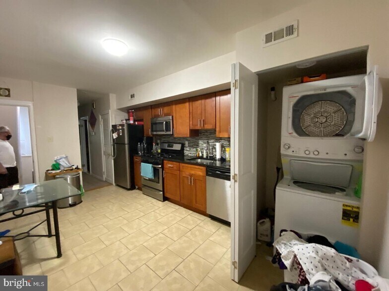 More Photos Of 1718 Snyder Ave, Philadelphia Apartments For Sale