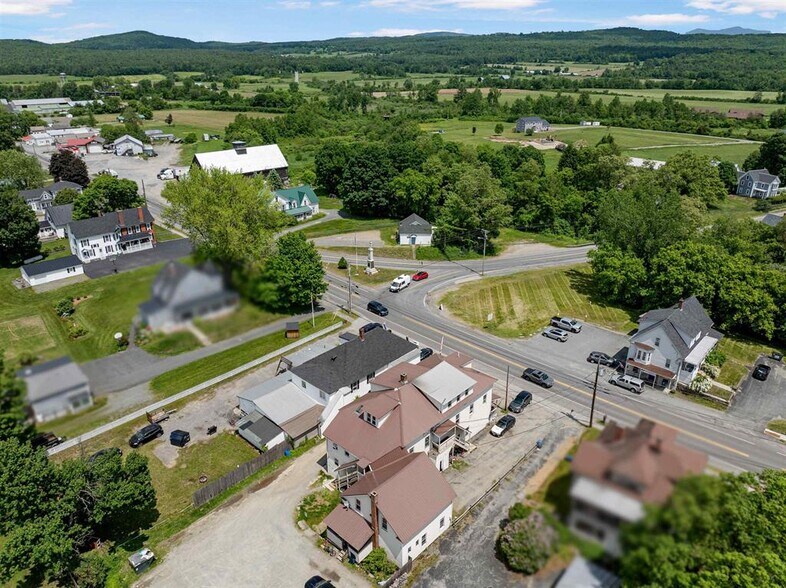 More Photos Of 2733 Dartmouth College, North Haverhill Apartments For Sale