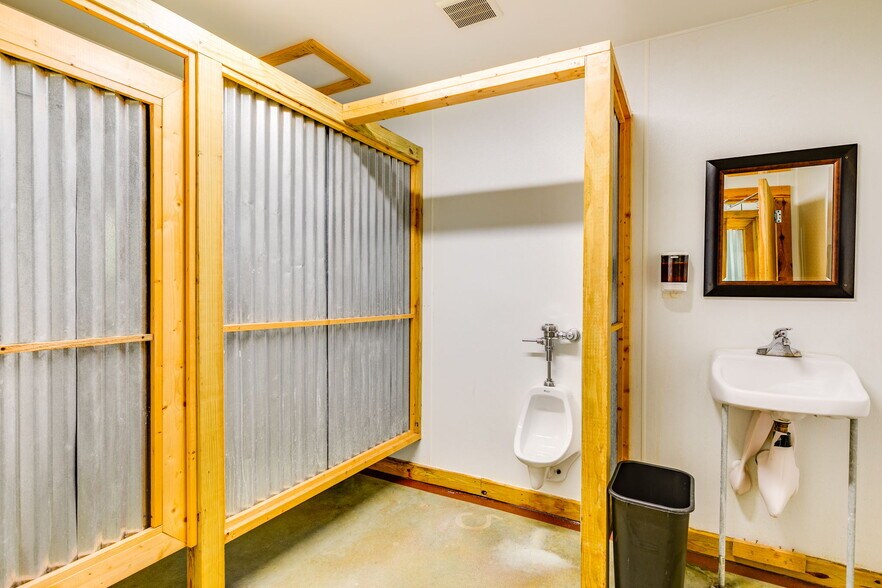 More Photos Of 100 McPherson Rd, Villa Rica Lodge Meeting Hall For Sale