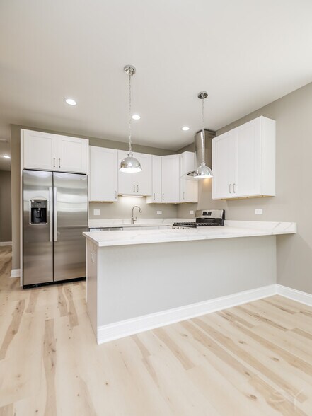 More Photos Of 623 Hamlin Ave, Chicago Apartments For Sale