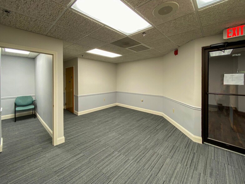 More Photos Of 57 E Main St, Westborough Medical For Lease