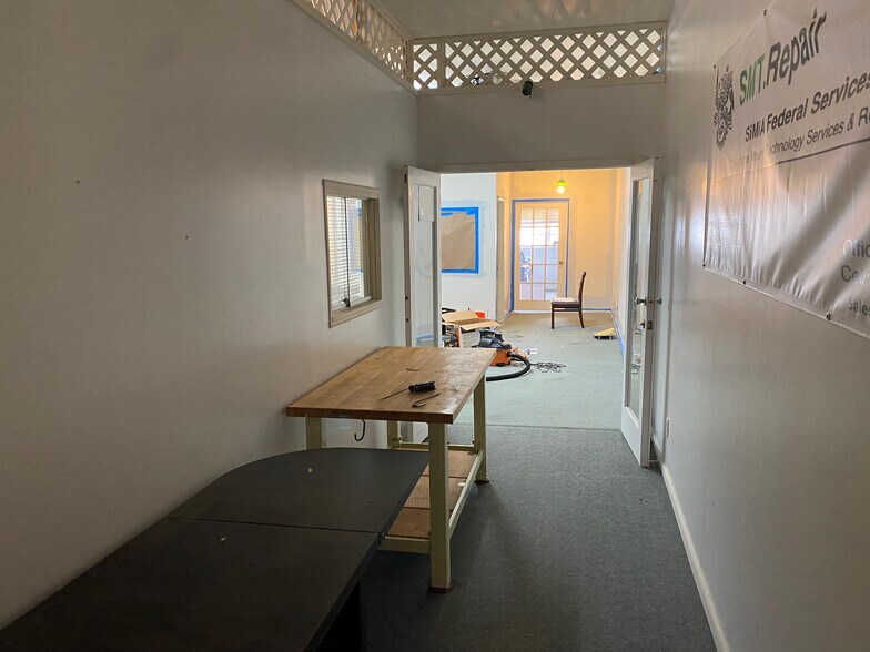 More Photos Of 106240 Overseas Hwy, Key Largo Office For Sale