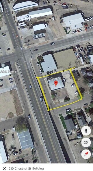 More Photos Of 210 Chestnut St, Sterling Showroom For Lease